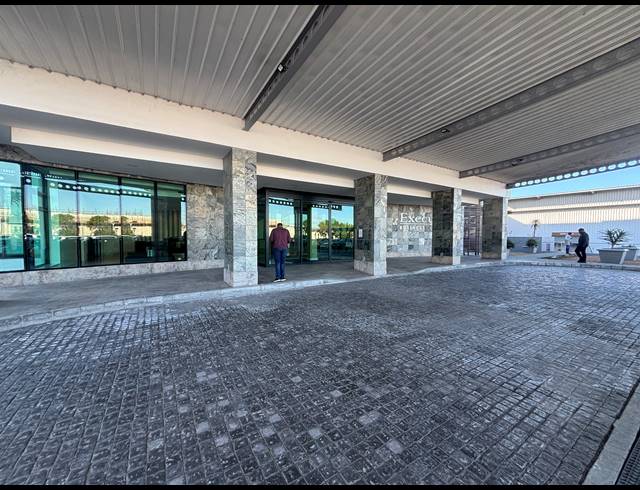 349M² OFFICE TO LET IN AIRPORT INDUSTRIA